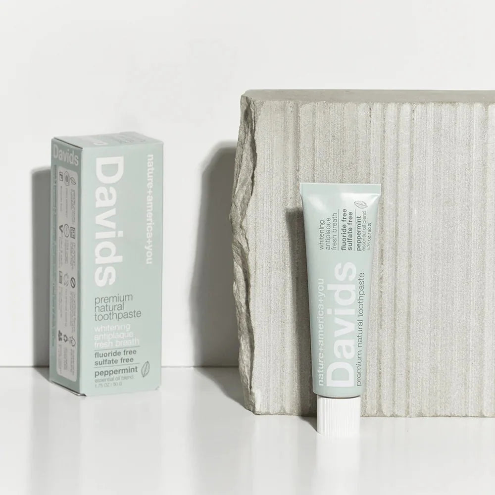 Davids travel size premium toothpaste / peppermint / 1.75 oz